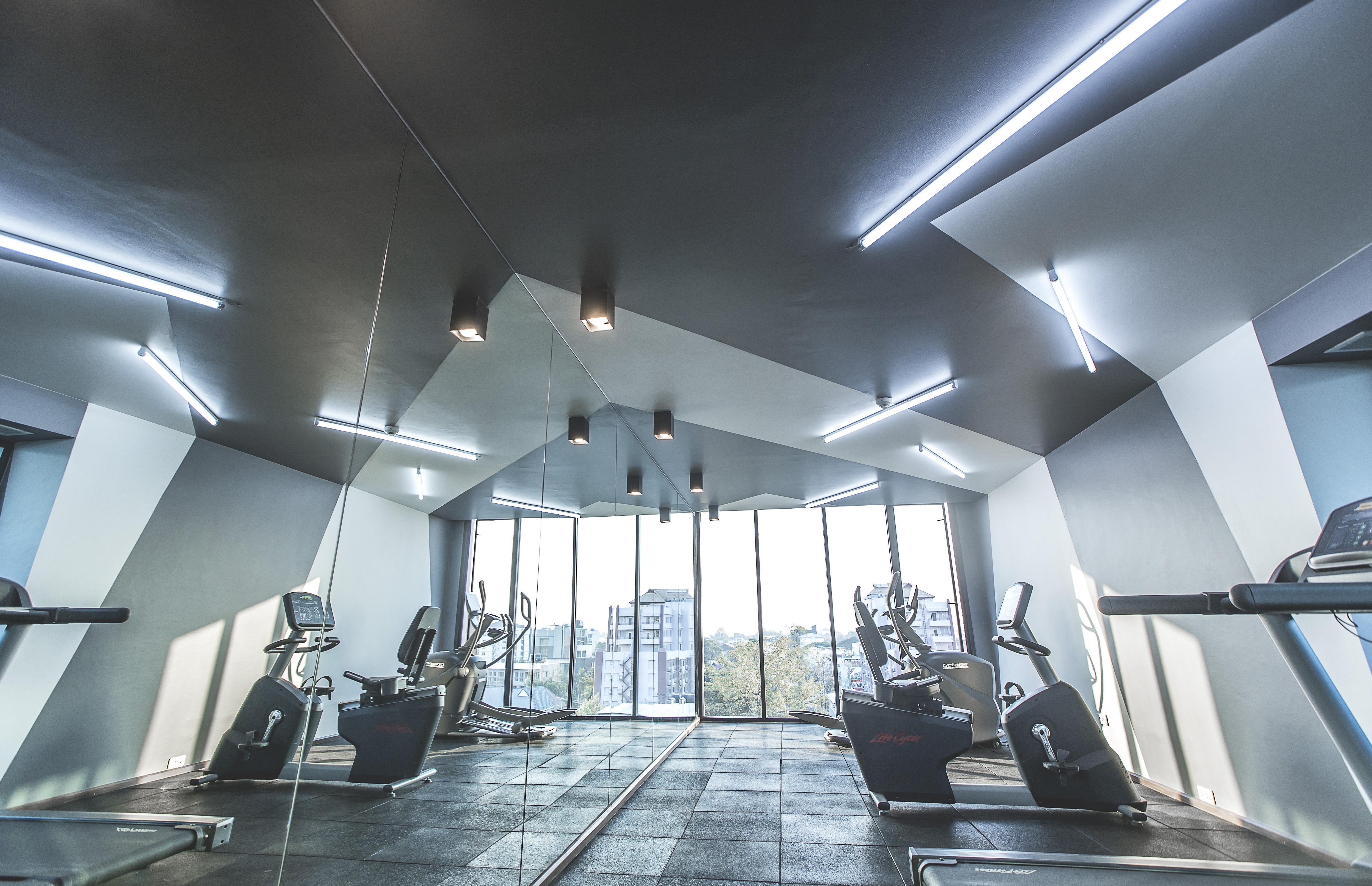 Art Mai Gallery Nimman Hotel Chiang Mai Eksteriør bilde The gym